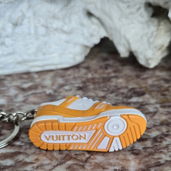 Fashion Keyring or Bag Charm - Picture 3 of 4